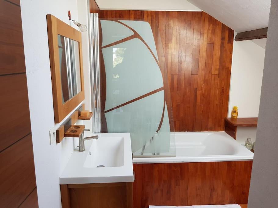 Appartement Pres Des Plages Du Mourillon Toulon Exterior foto